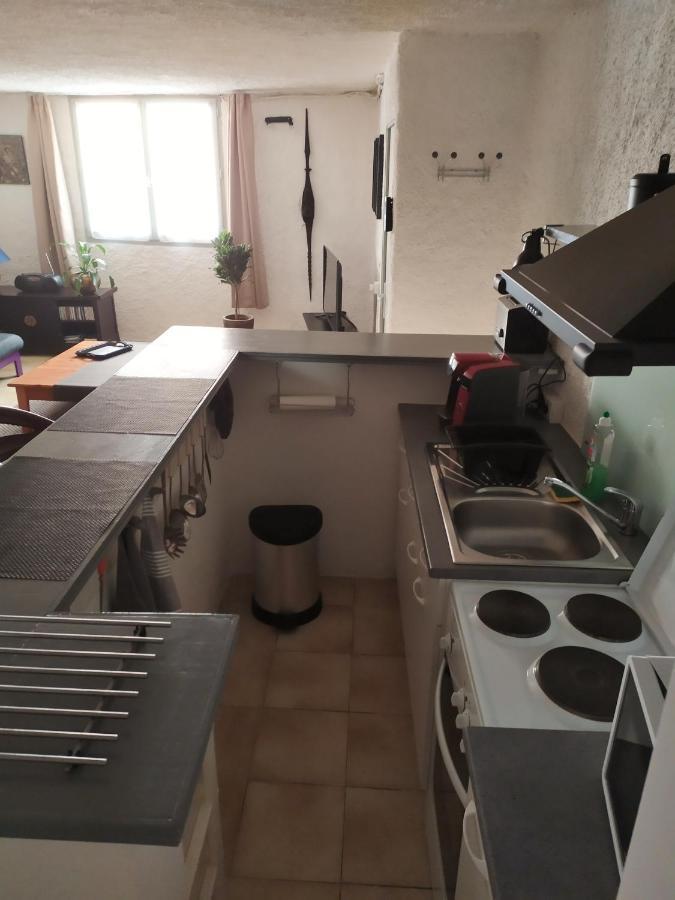 Appartement 55 M2 Proche Commerces Et Parking Rivesaltes Exterior foto